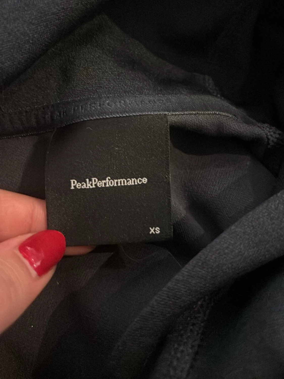 Peak Performance hoodie - 3