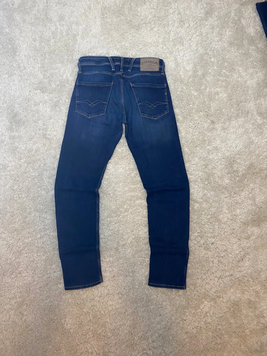 Mörkblå Replay Anbass jeans - 2