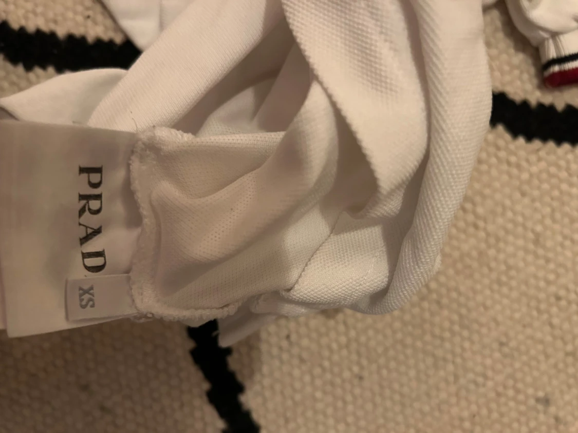 Vit pikétröja från Prada XS - 2