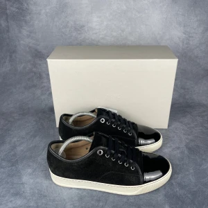 Lanvin DBB1 - Skick: 9/10. | Ingår: Skor, Box, Dustbags (ej originella packeteringen). | Nypris: +- 5200 SEK. | Storleken är UK6.