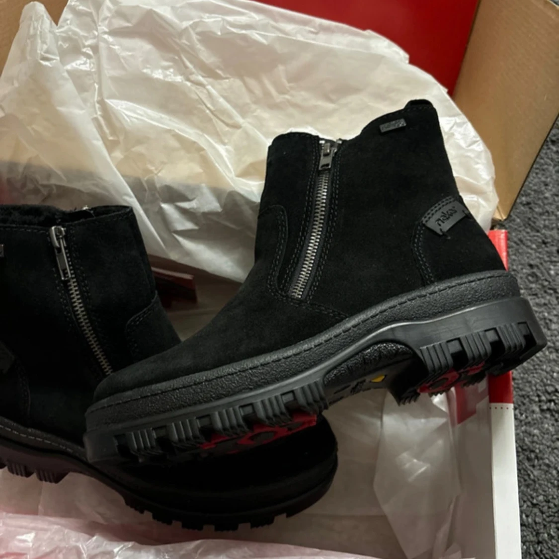 Svarta boots från Rieker, storlek 36 - 3