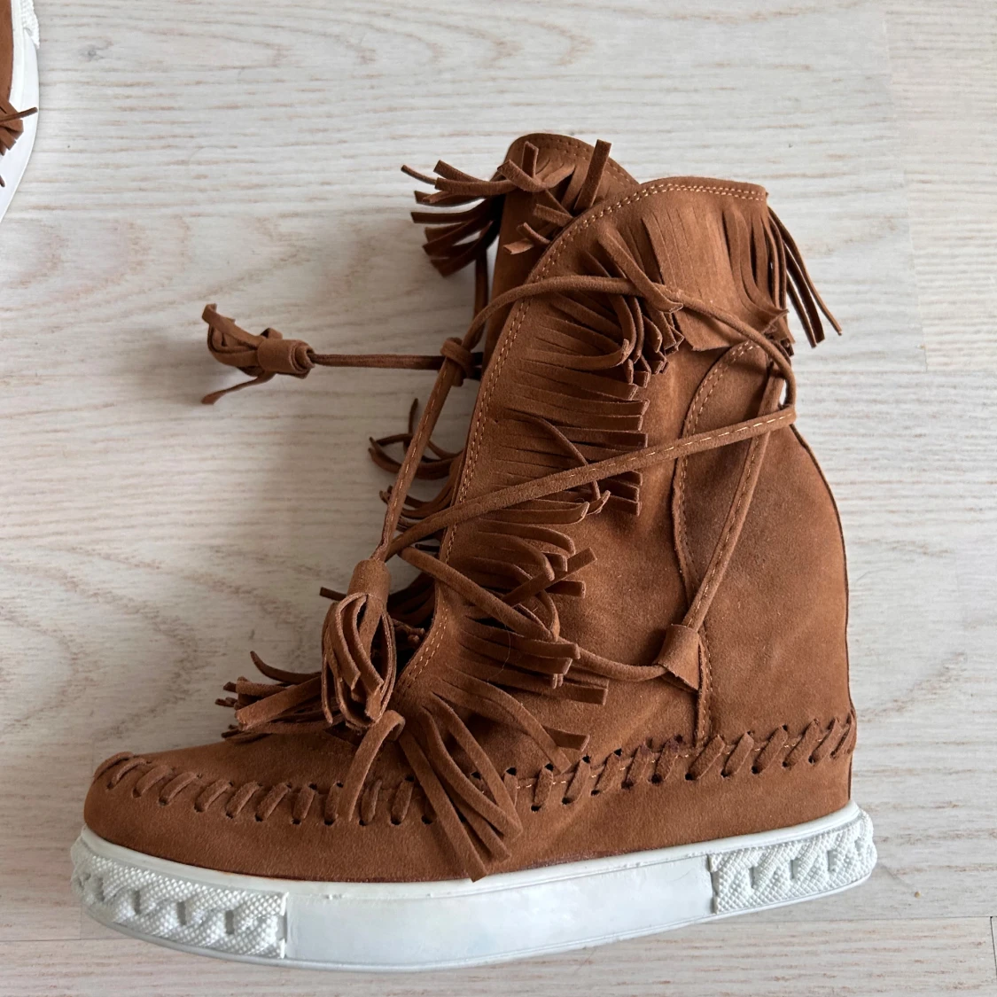 Bruna mockaboots med fransar, stl 38 - 2