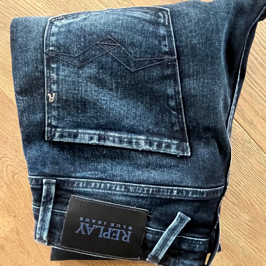 Replay Anbass jeans mörkblå stl 28/32