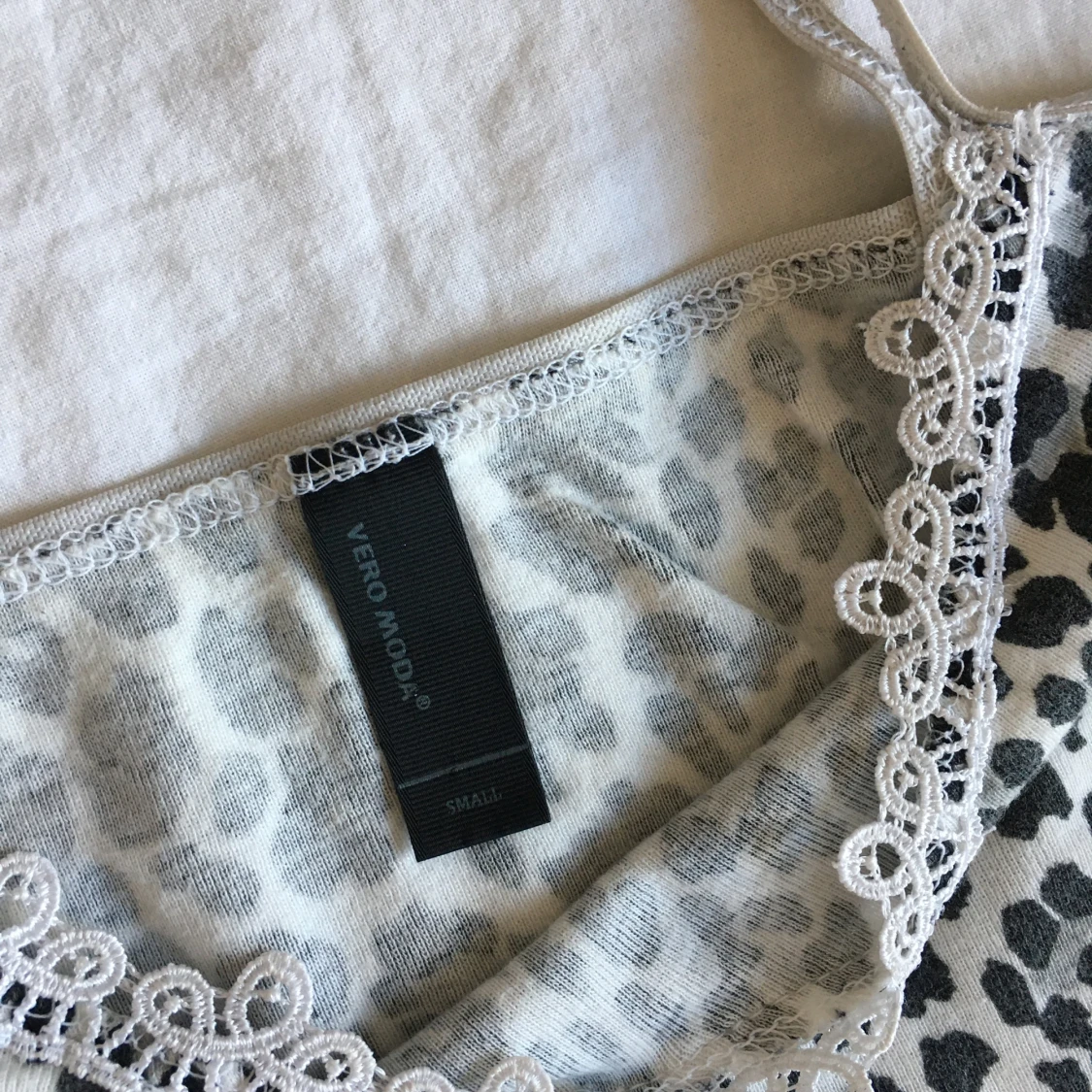 Vintage mönstrat linne/ topp, Vero Moda - 4