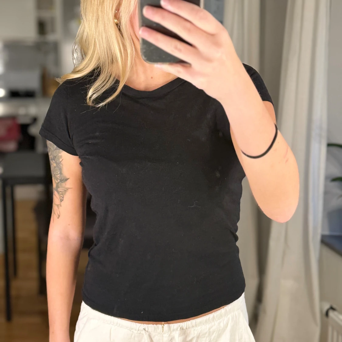 Svart kortärmad topp XS