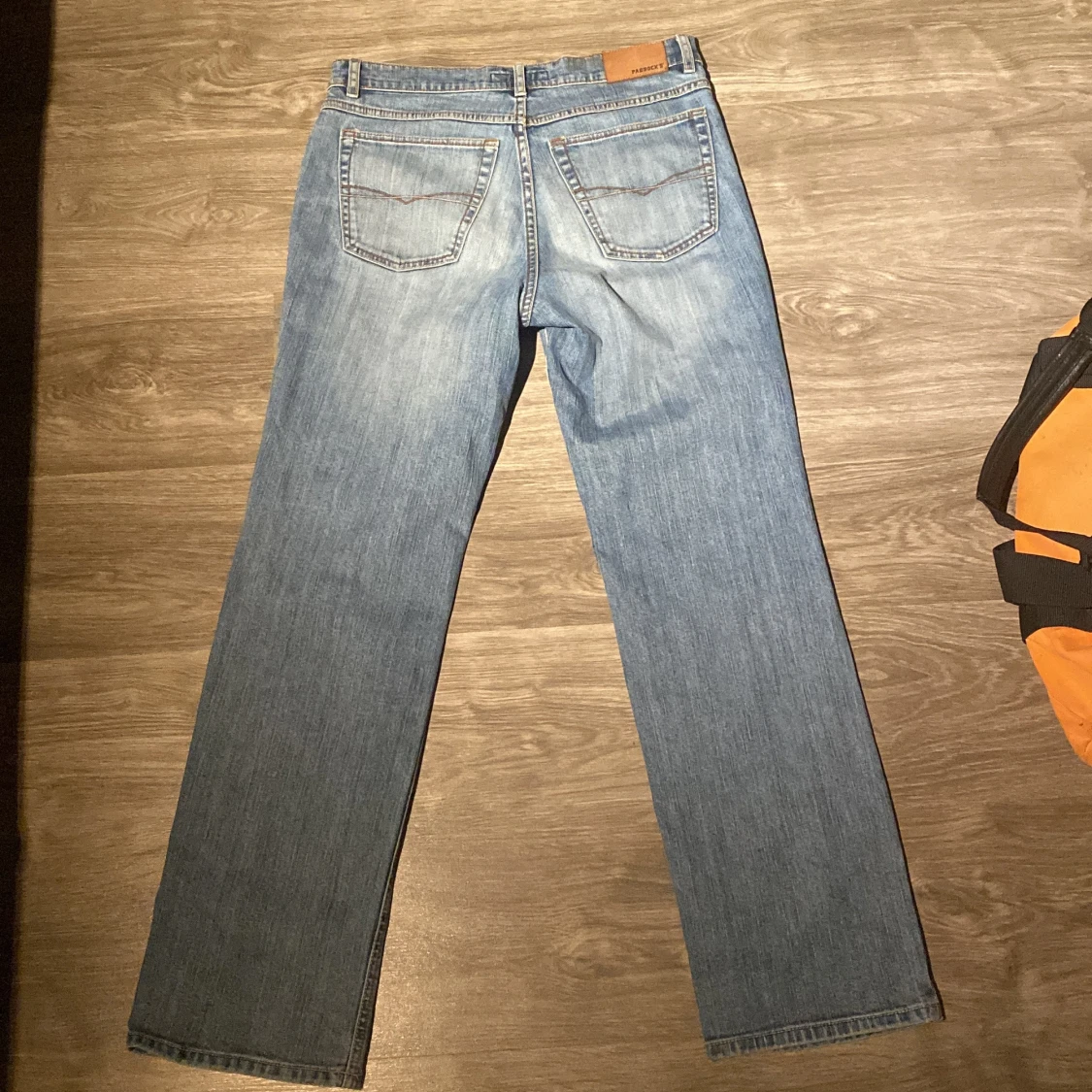 Ljusblå raka jeans från paddock’s  - 1