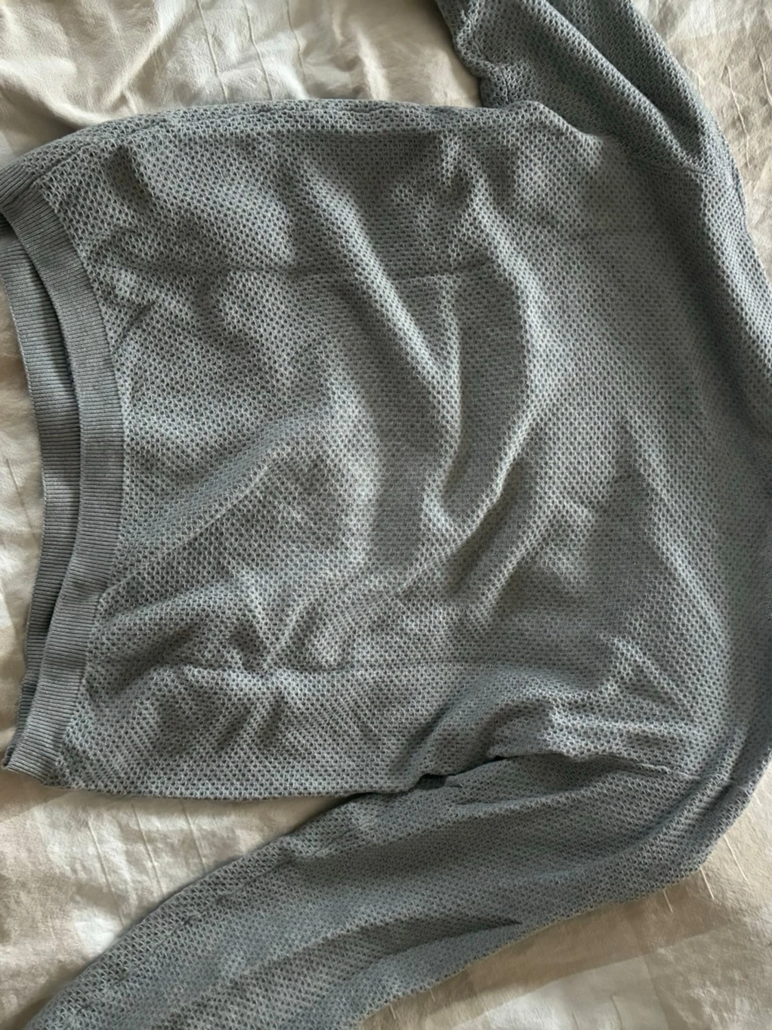 Grå tröja från Lindbergh - 1