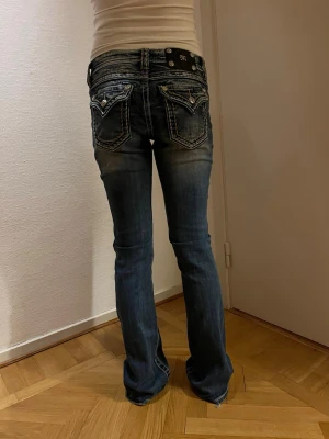 Miss me jeans  - Vintage, i fint skick, storlek w27, priset går att diskuteras💞