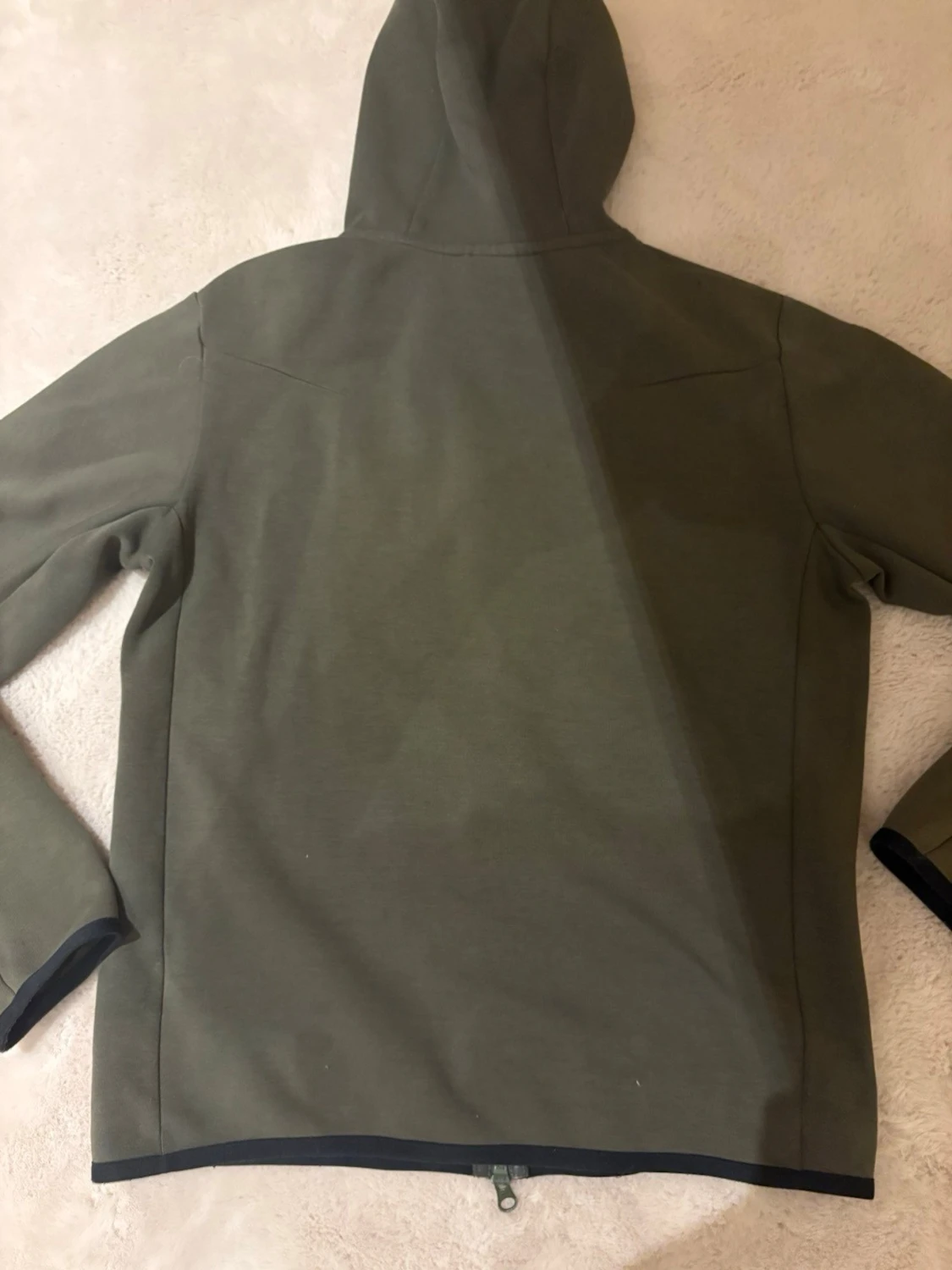 Olivgrön Nike PSG vindjacka med huva - 1