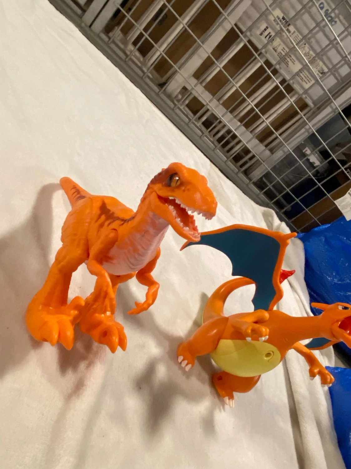 Ingen väst synlig på bilderna - 6