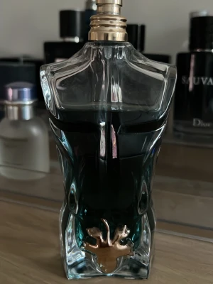 En jean paul gultier le beau edt - Säljer väldigt billigt nu runt jul hör av er vid frågor jag svarar så fort jag kan😁