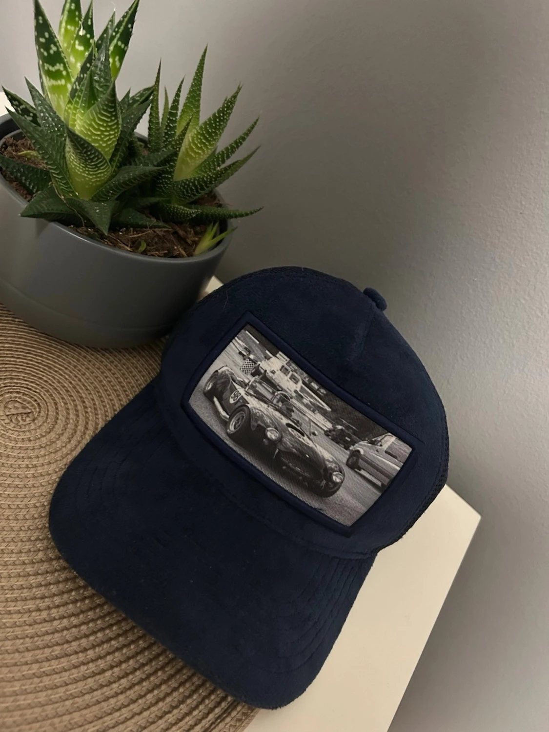 Marinblå keps från Emilio Pendenza 