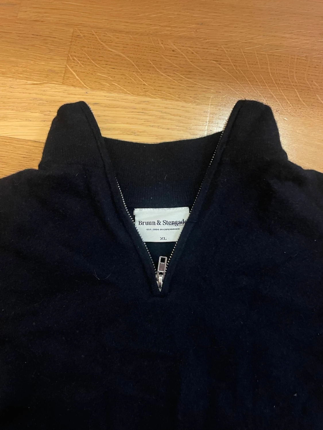 Svart half zip tröja Bruun & Stengade - 1