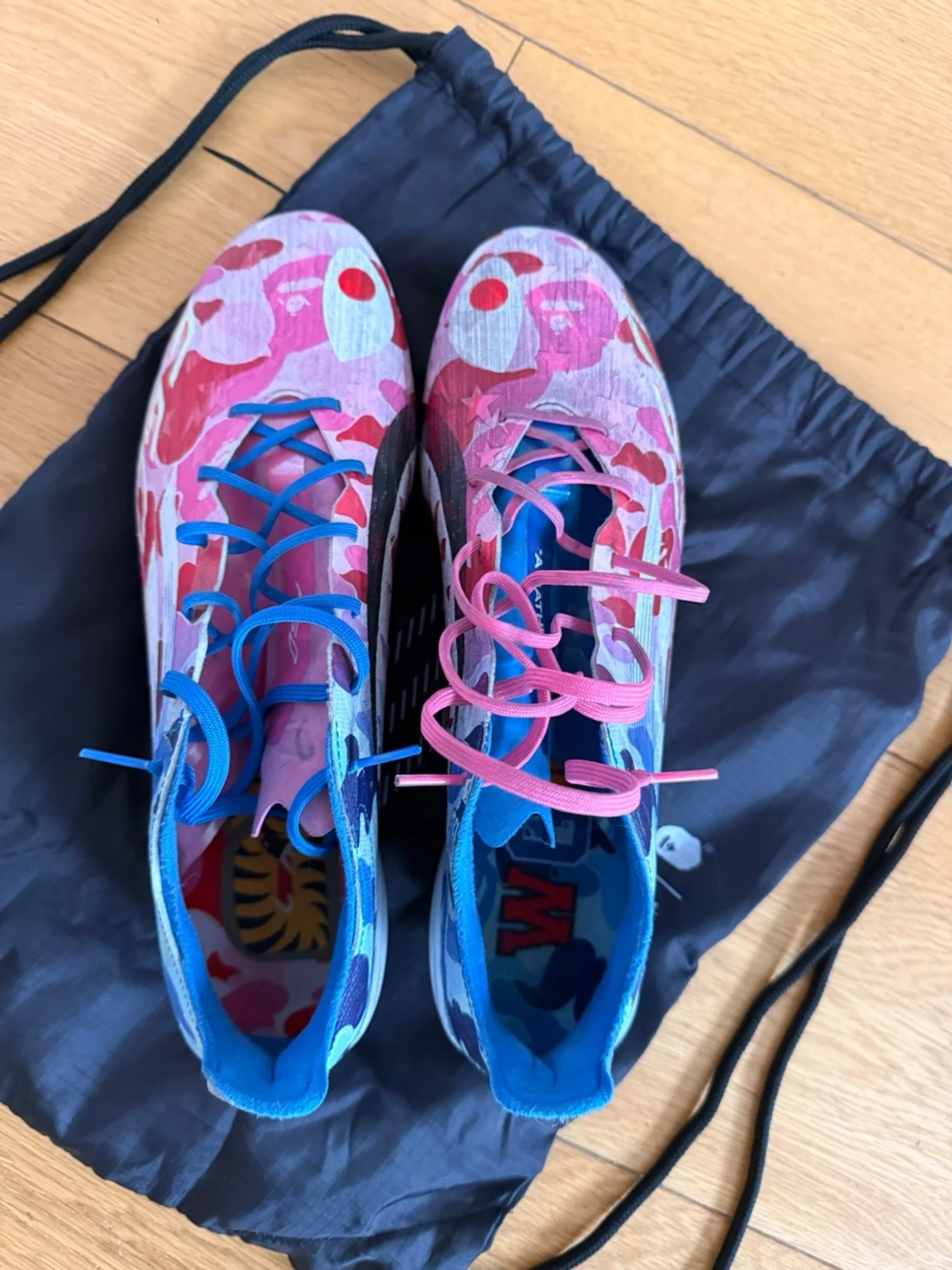 Adidas x Bape rosa camo fotbollsskor limited edition  - 3