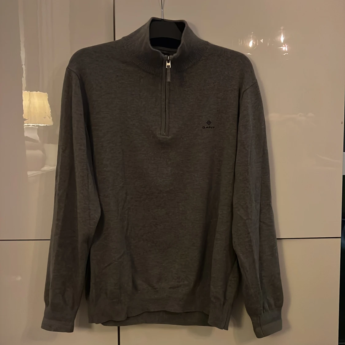 Grå half zip tröja från GANT