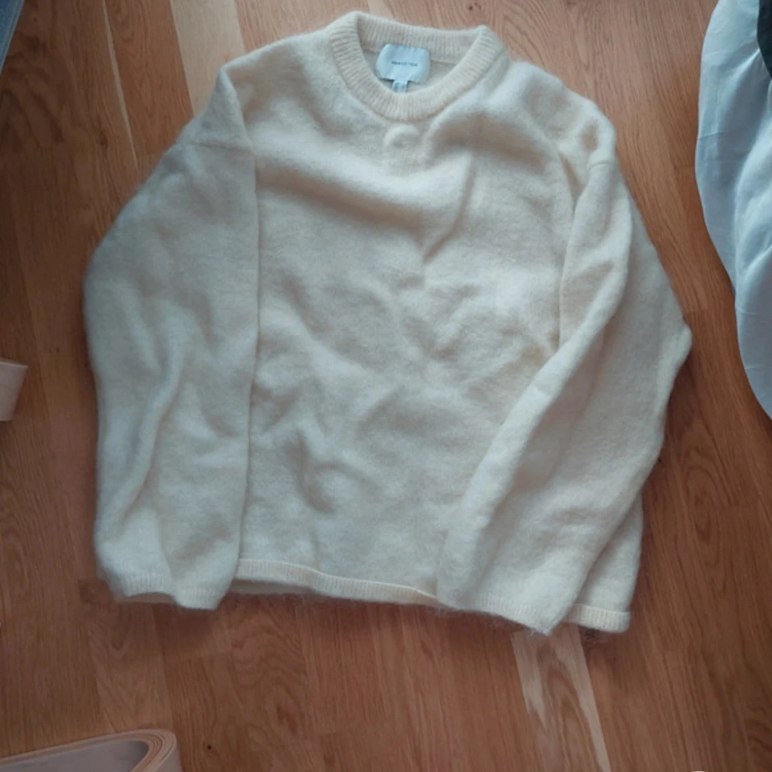 Ljusgul mohair tröja från hm!