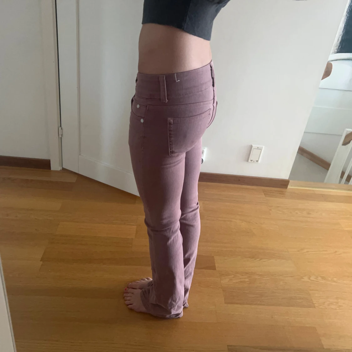 Rosa bootcut jeans med låg midja - 3