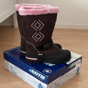 Helt nya Baffin Stövlar  - Helt nya baffin stövlar med värde över 1500 men säljer de för 450kr. 💗storlek 37