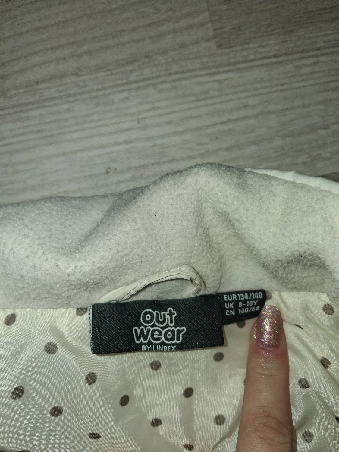 Vit quiltad dunväst från Lindex - 1