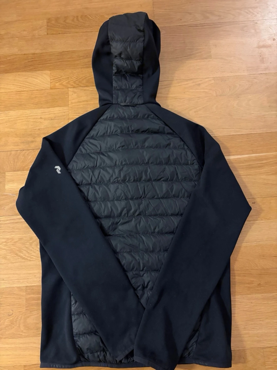 Svart pufferjacka Peak Performance - 2