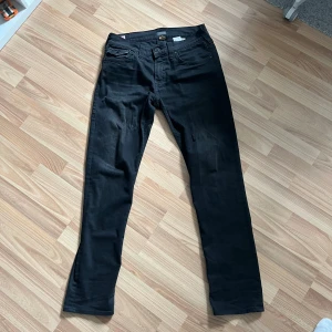 True religion jeans - True religion jeans i perfekt skick. Bara till att skriva ifall ni funderar nåt