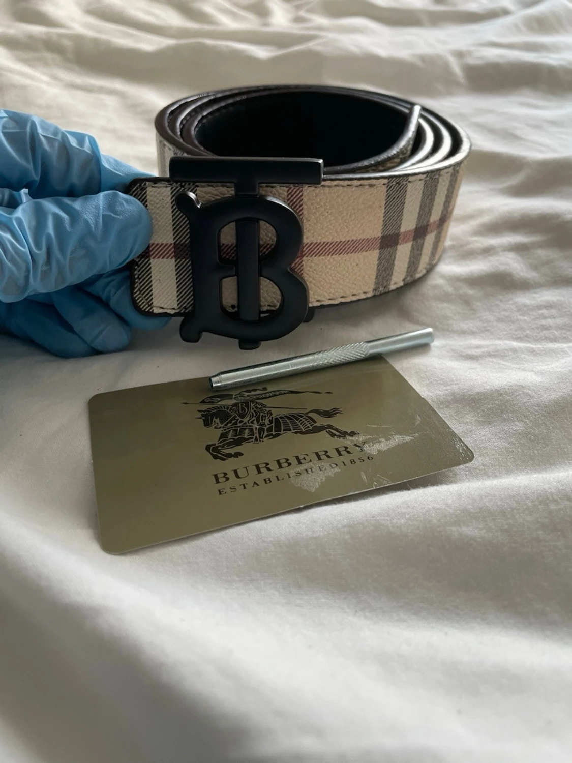 Burrrberry bälte helt ny hållgörare ingår 