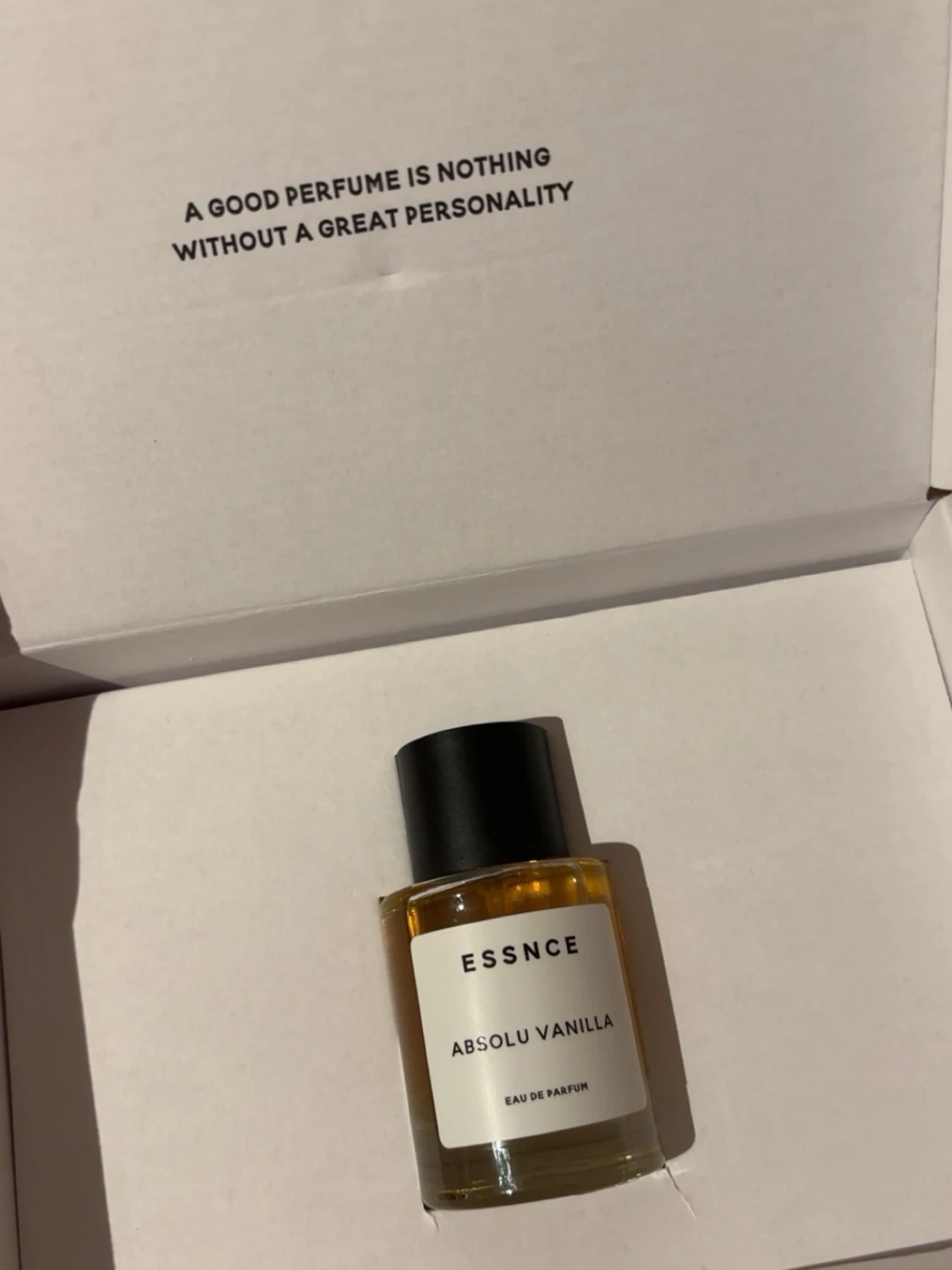 Essnce Parfym Absolu Vanilla 