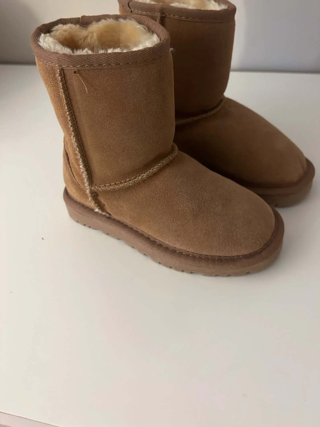 Bruna UGG boots i mocka - 1