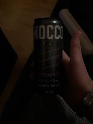 En lite sjystare NOCCO - Här har vi en lite sjystare NOCCO för dig som gillar tropisk drick passar denna dryck perfekt för digg, vi hörs halllö boys 👋