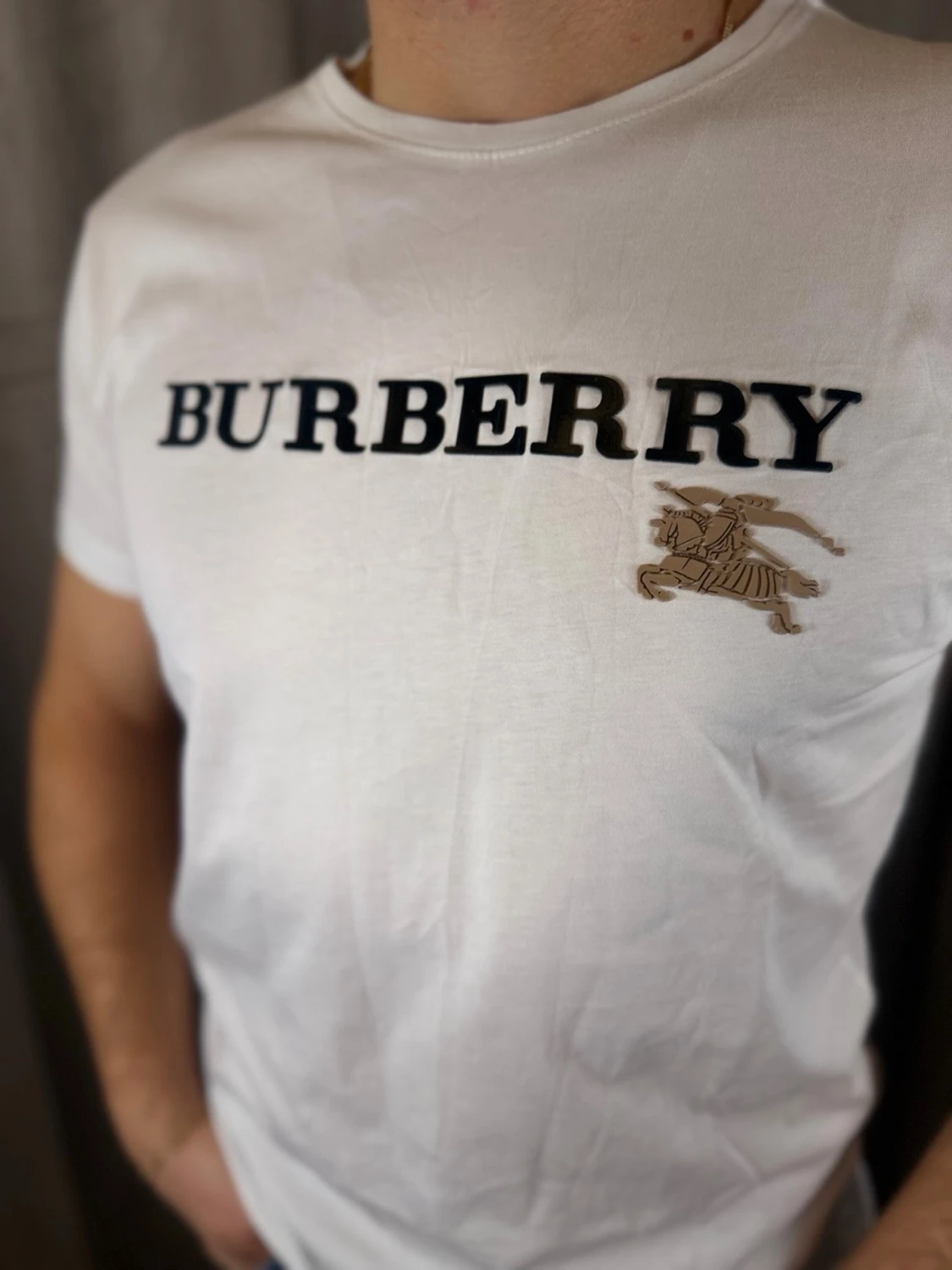 Vit Burberry t-shirt med logga - 1