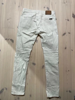 Nudie jeans - Nudie jeans i storlek 31/30 | Mycket bra skick | Modellen Skinny Lin | Kom privat för fler frågor📩 Billigare pris vid köp av flera jeans som finns uppe på min profil‼️‼️