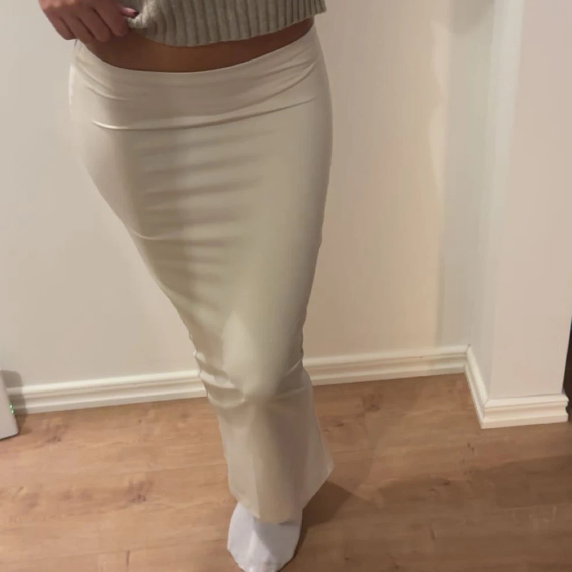 långkjol i stretchigt material