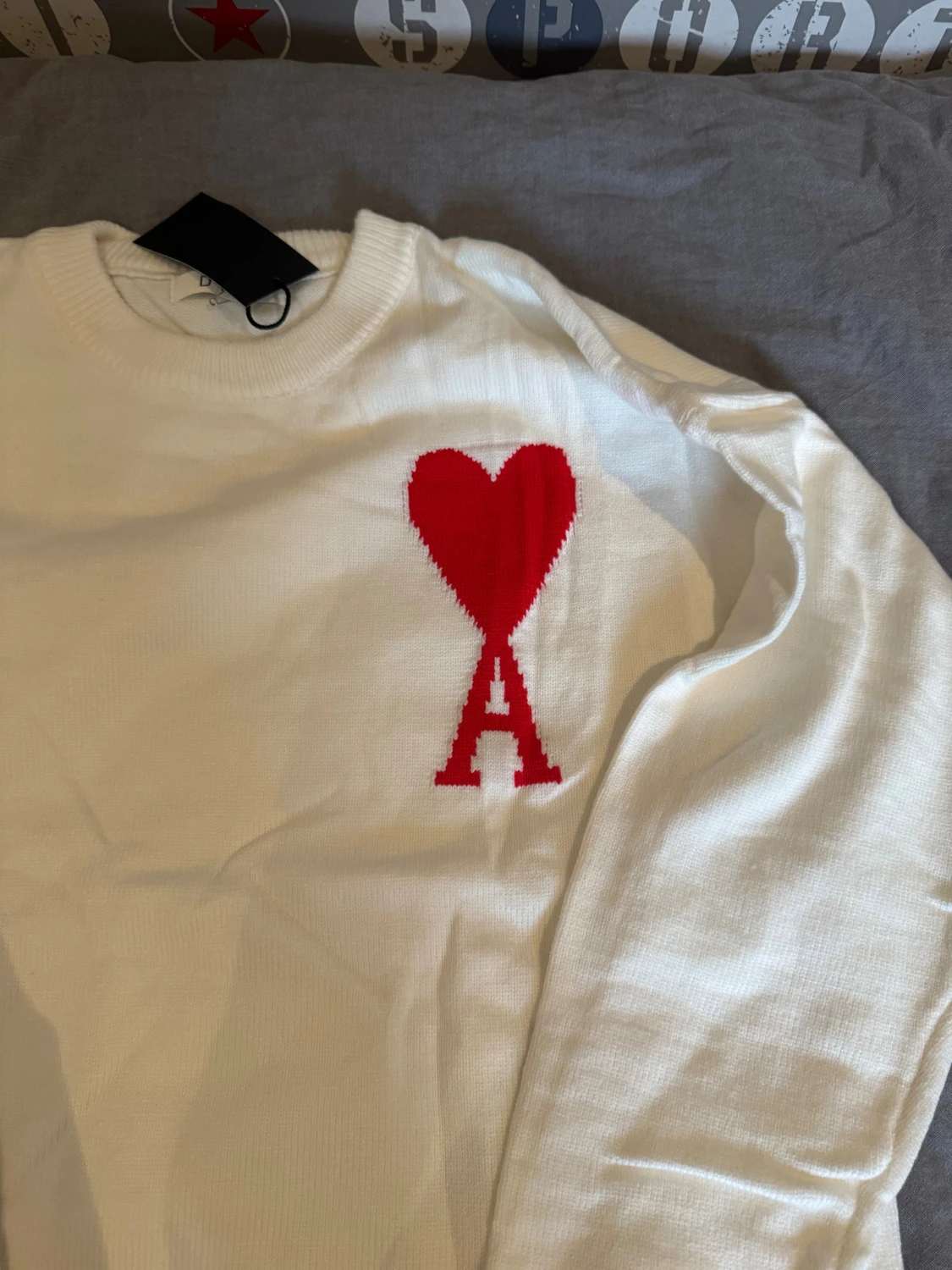 Vit stickad tröja från Ami Paris - 1