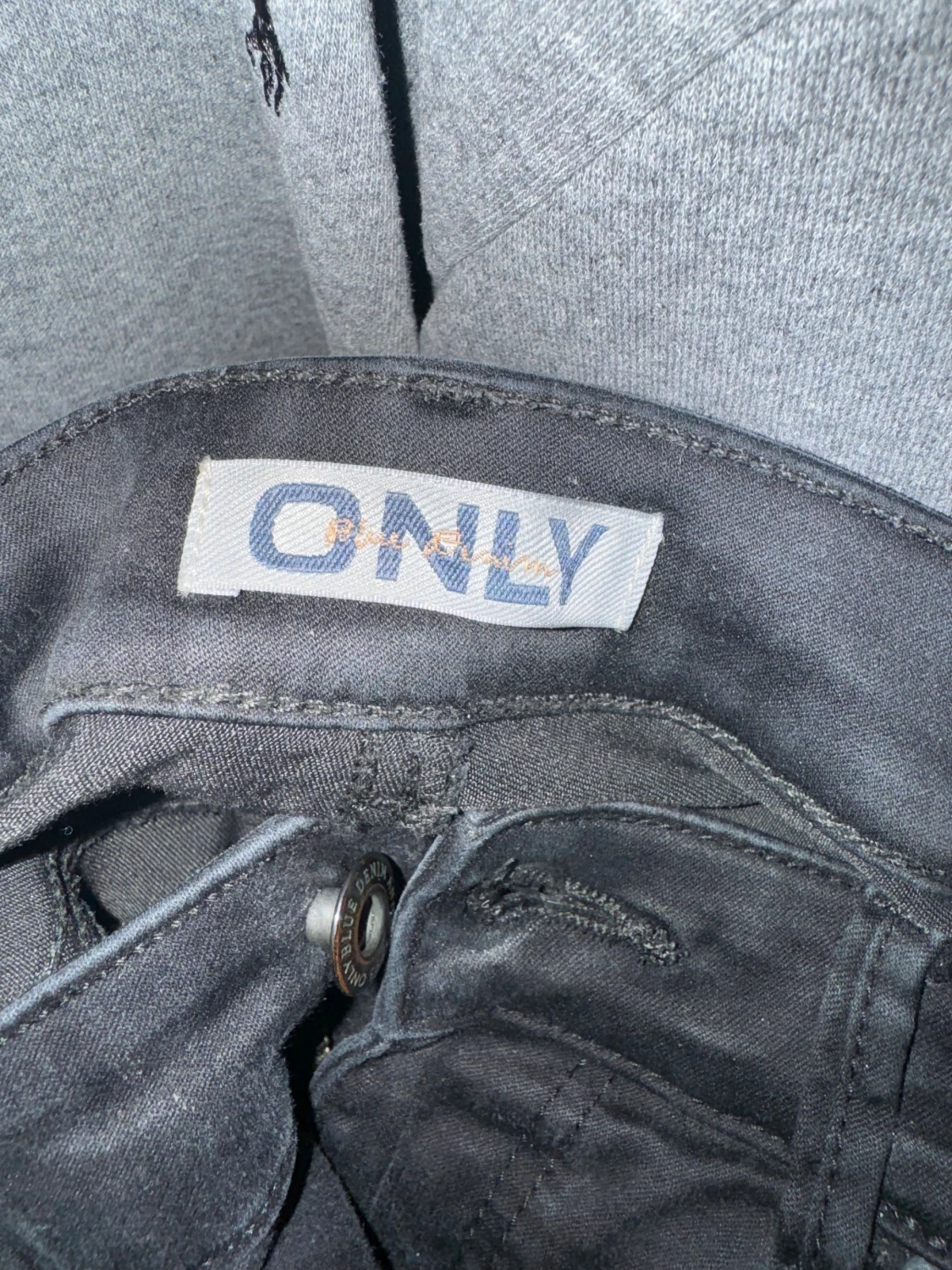 Svarta bootcut jeans - 5