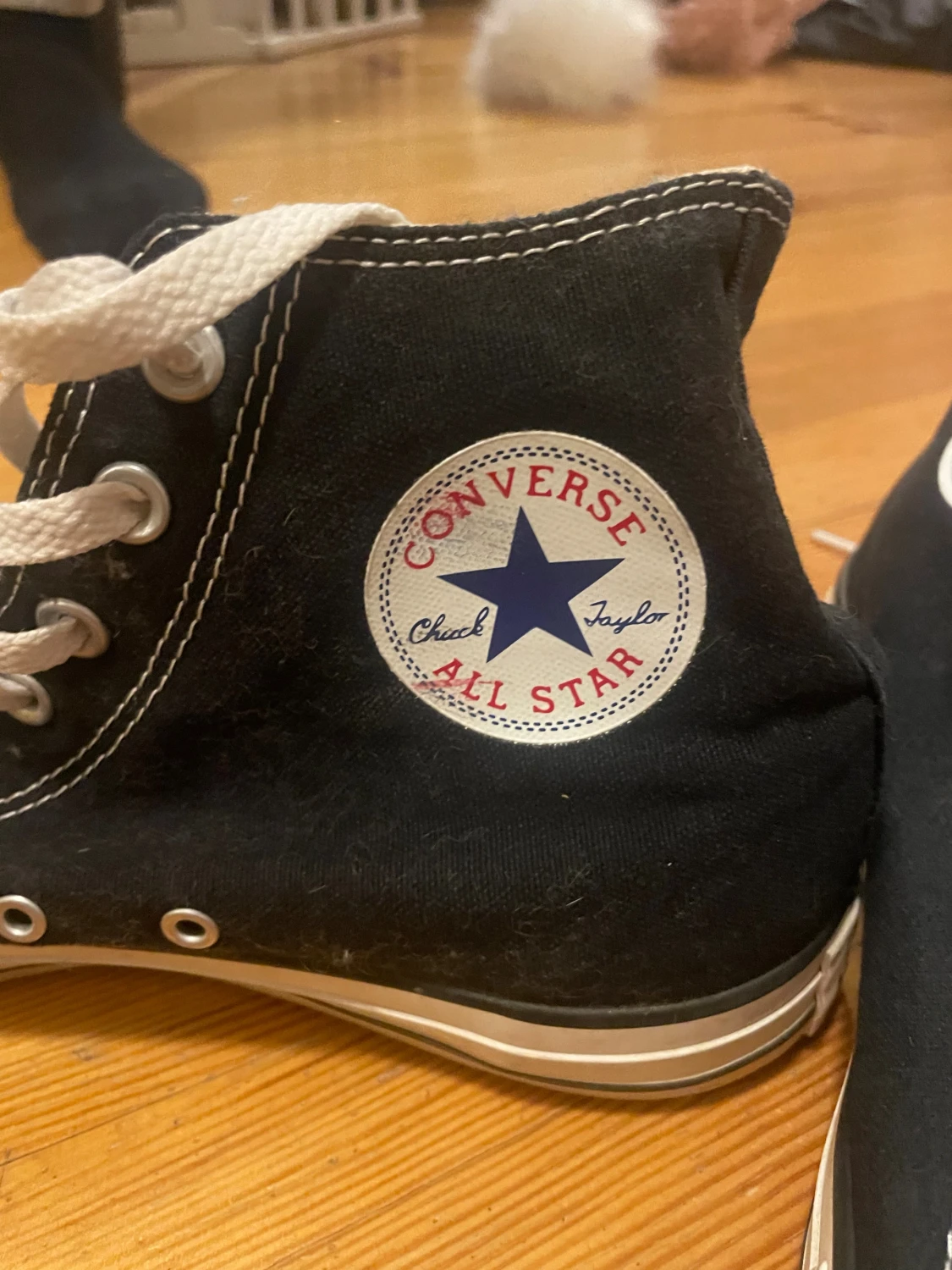 Svarta Converse Chuck Taylor high tops - 1