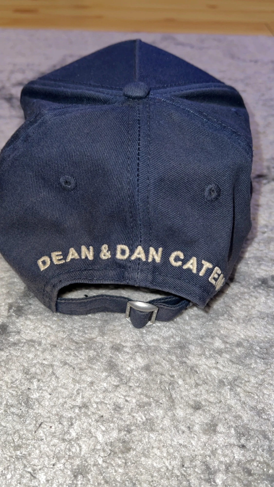 Mörkblå Dsquared2 keps med patch - 1