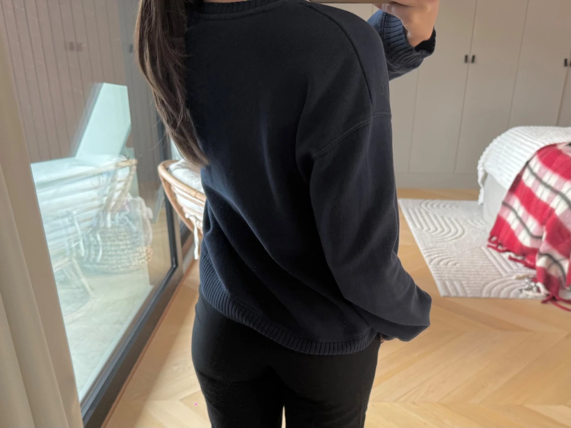 Marinblå sweatshirt  - 1