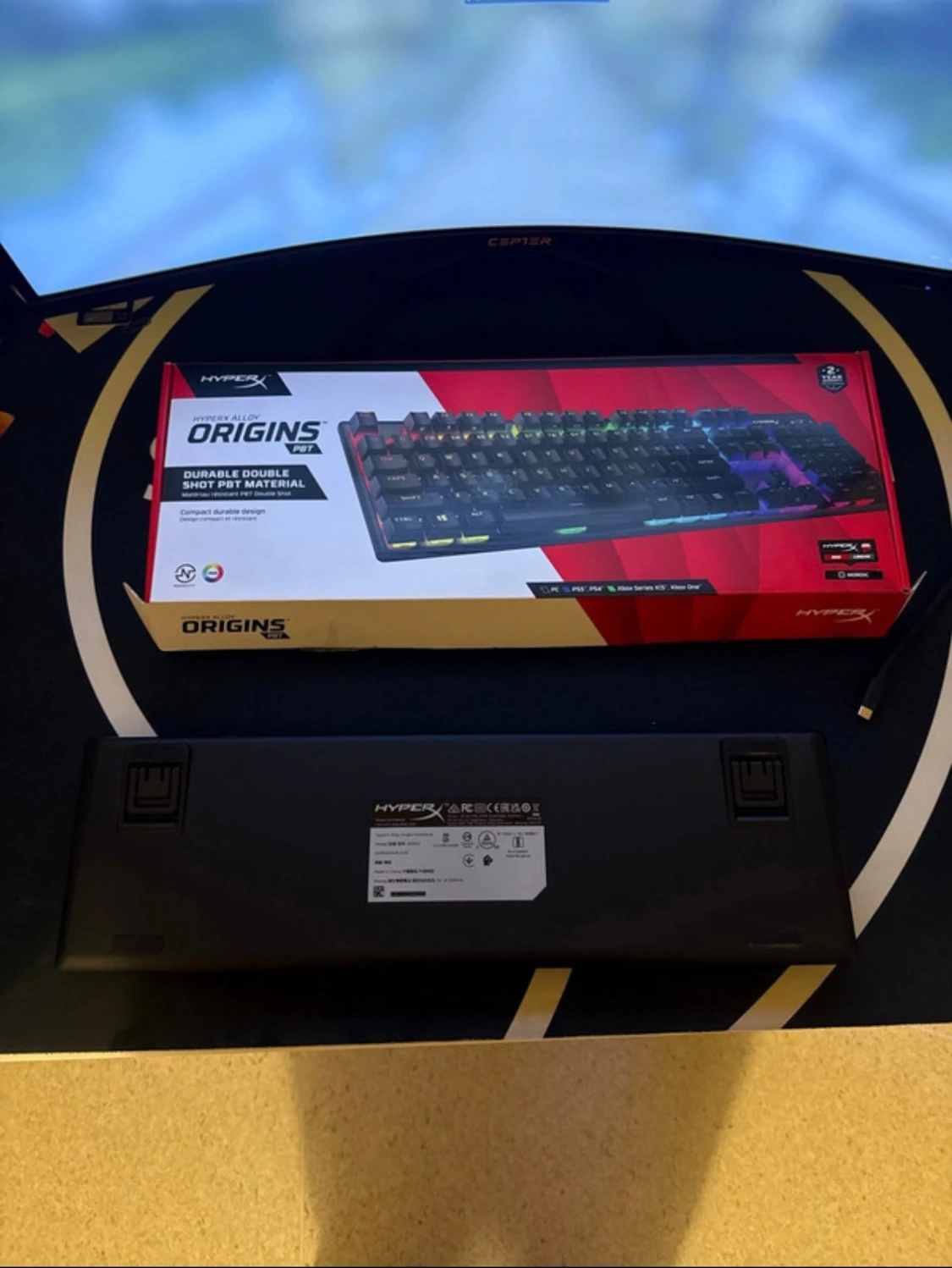 HyperX Alloy Origins PBT - 1