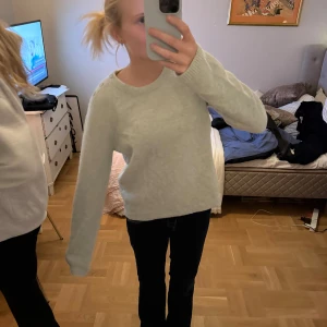 Turkos stickad tröja med knappar - Super mysig stickad turkos tröja💕💕💕super fin