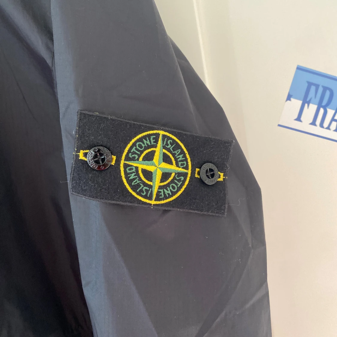 Svart vindjacka från Stone Island (Helt ny) - 2