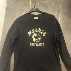 Morris tröja - Knappt använd Morris tröja i storlek Medium 