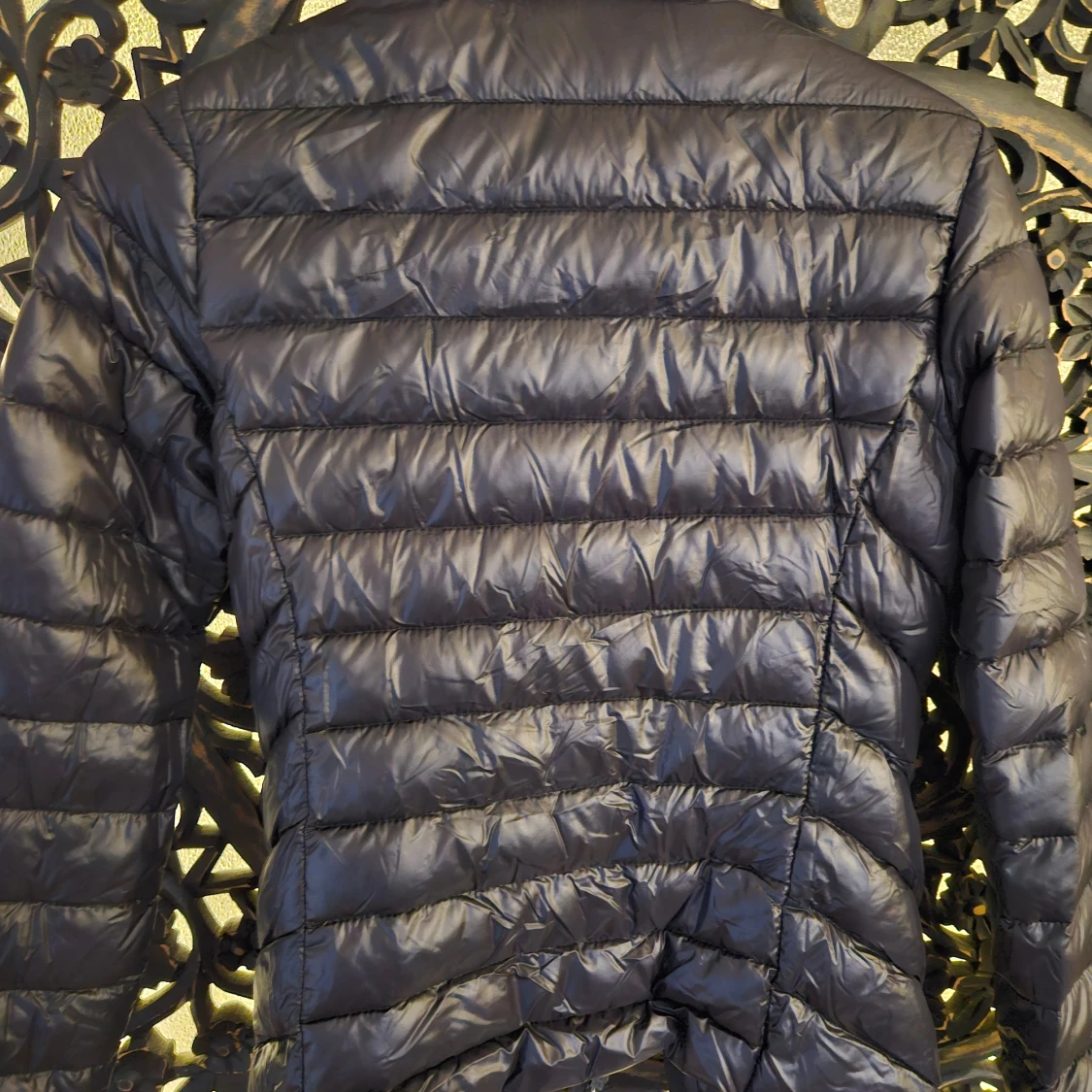 Svart pufferjacka med dragkedja Cubus - 1