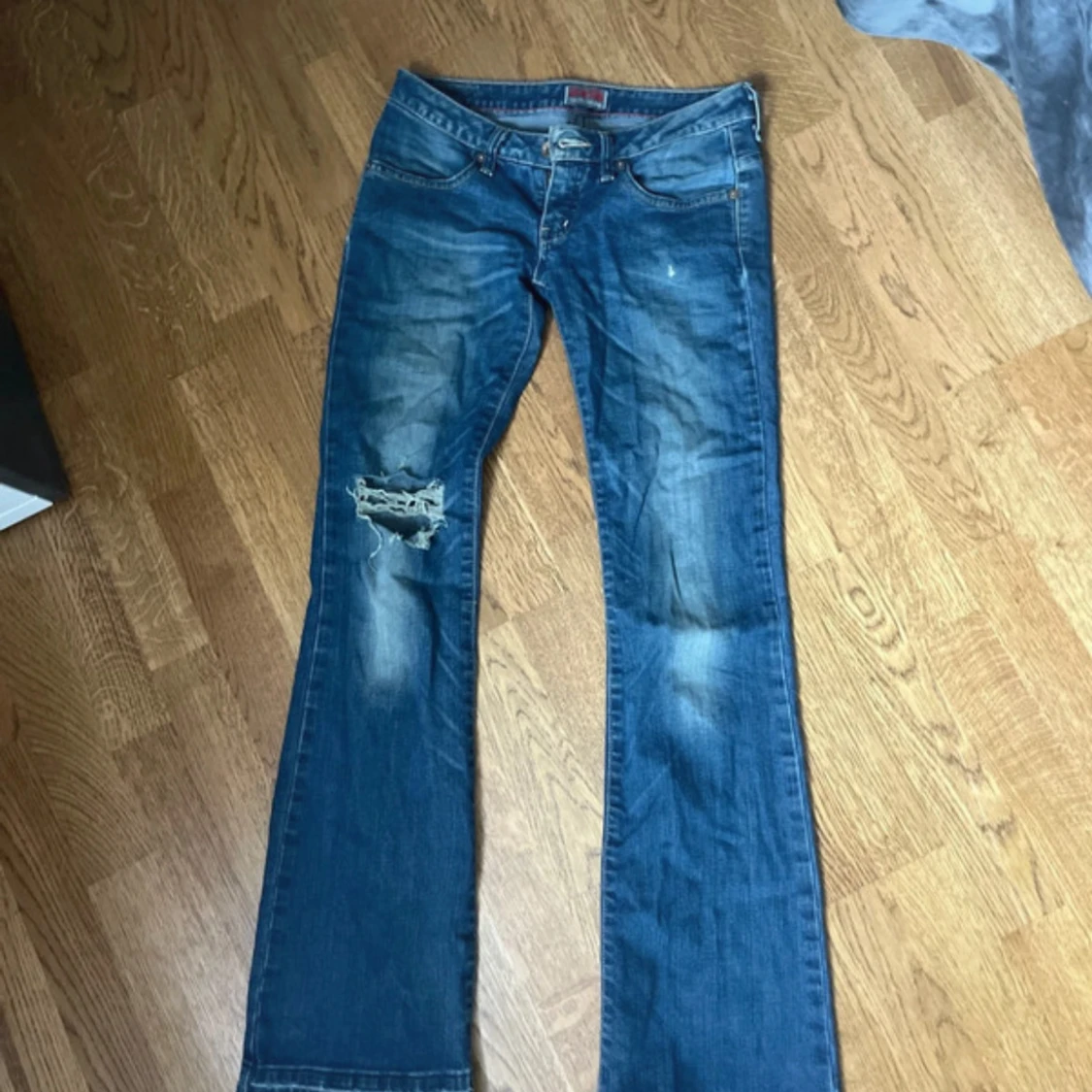 Lågmidjade bootcut jeans från Big Star - 2