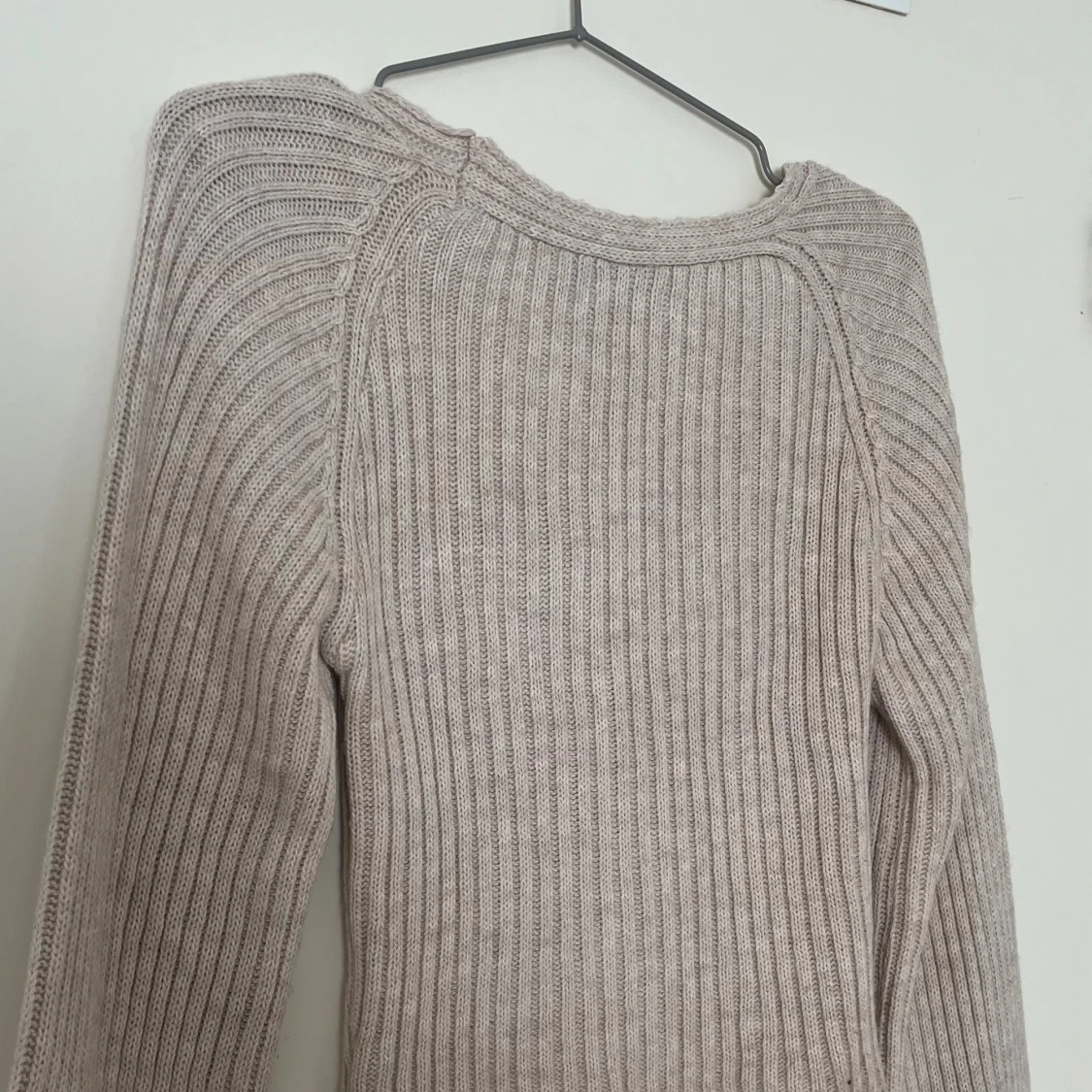 Beige ribbad stickad tröja Trendyol - 2