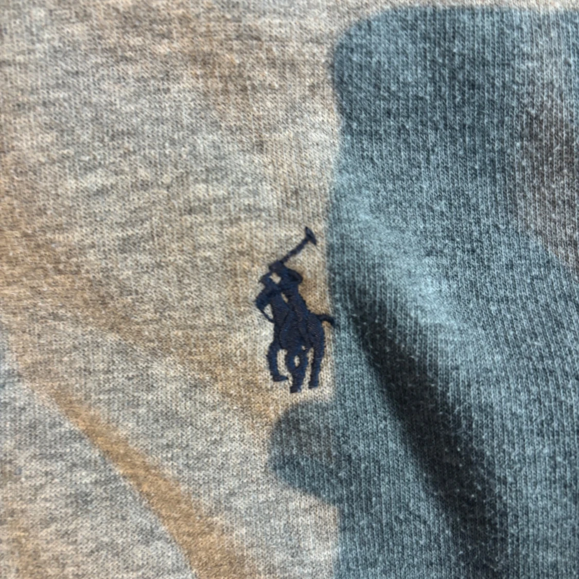 Grå hoodie från Polo Ralph Lauren - 2