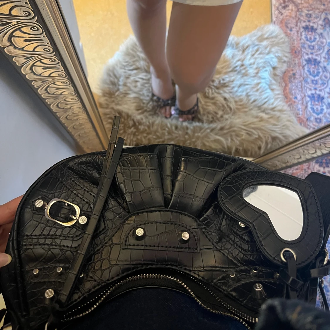 Svart axelväska  - 3