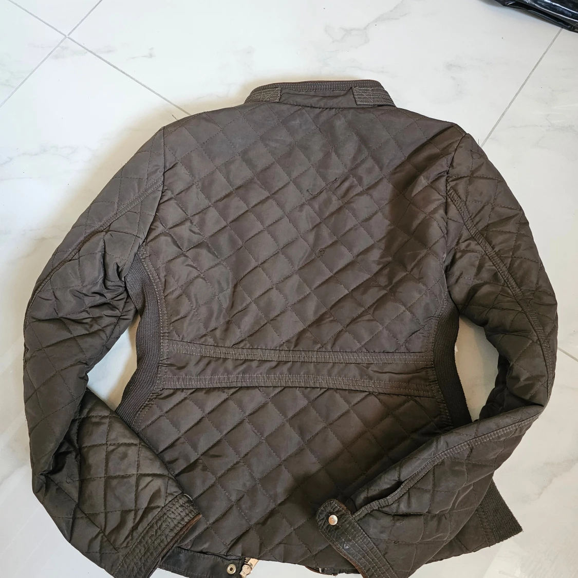 Quiltad brun jacka från lft, M - 1
