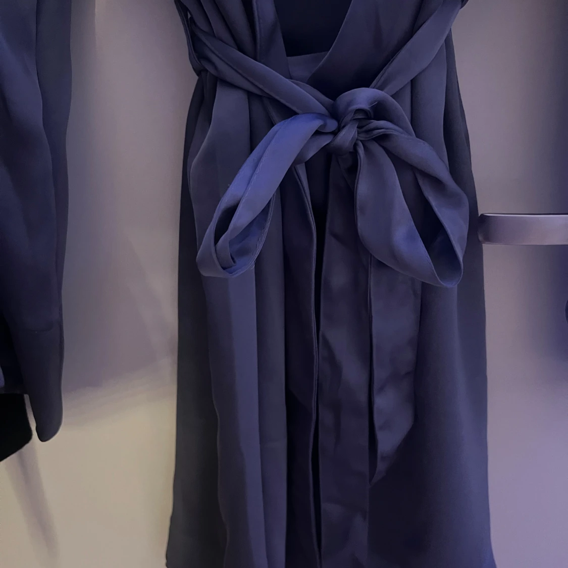 Grå omlottklänning från H&M - 1