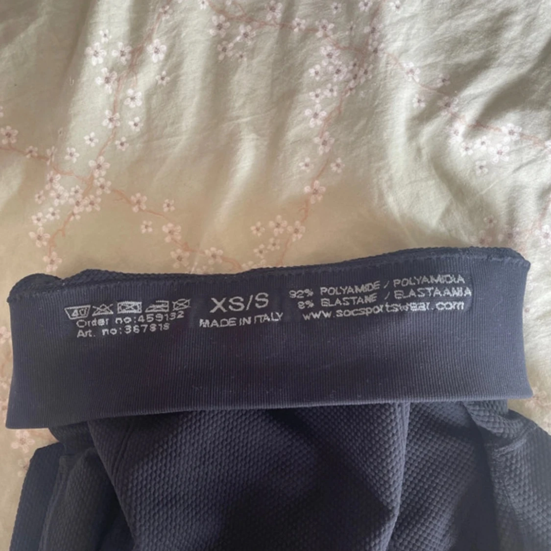 Svart croppad långärmad topp Soc - 4