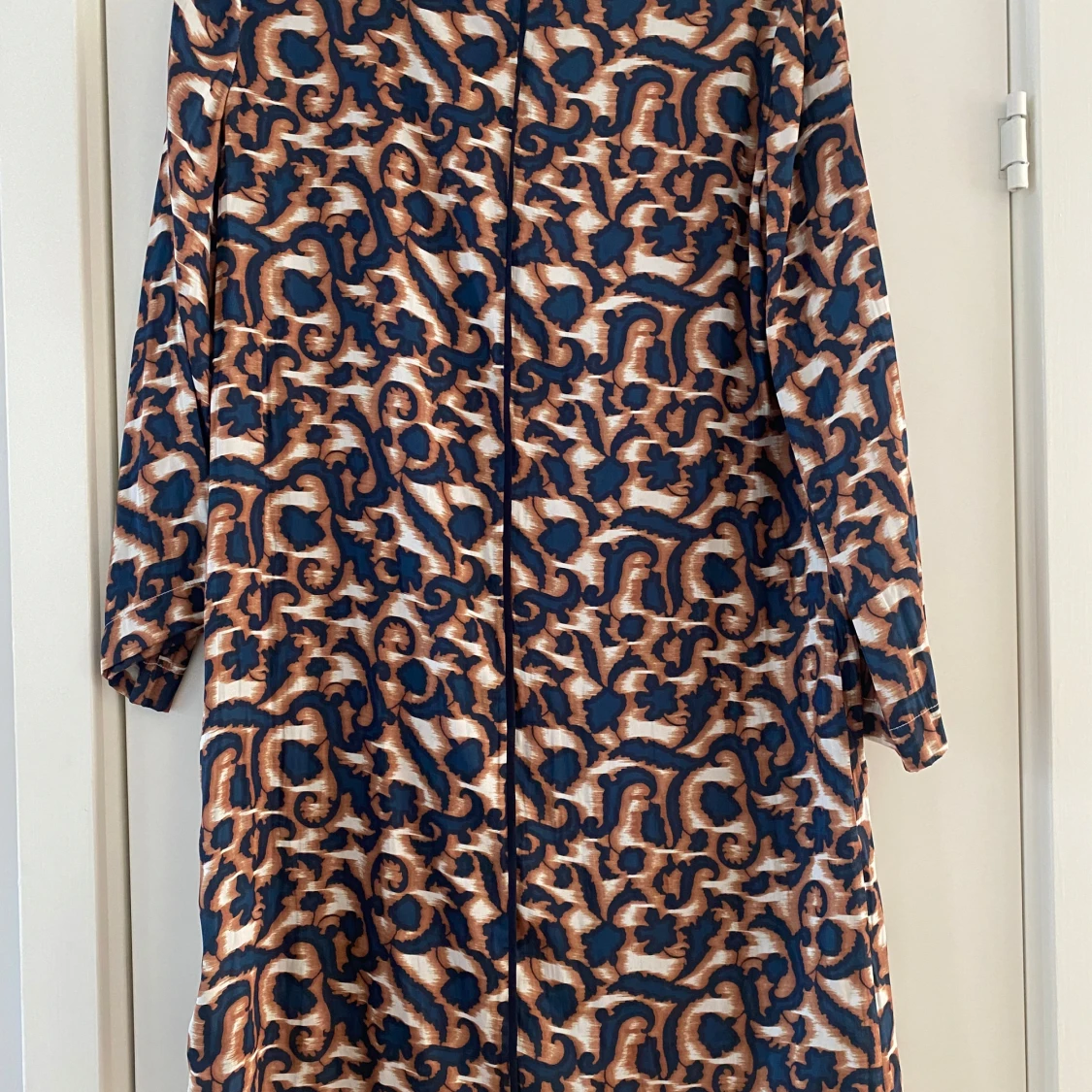 Leopardmönstrad långklänning från DAY - 1